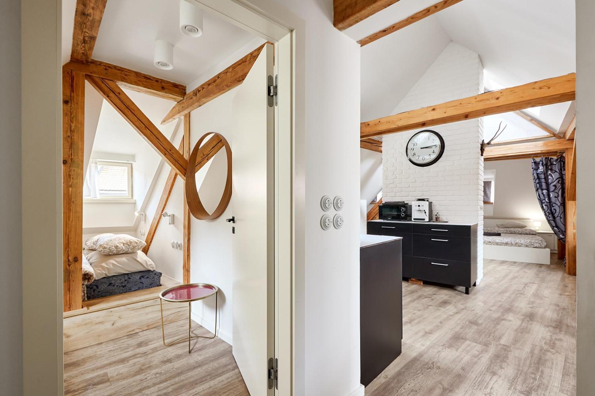 Ferienwohnung At The Blue Lion & Parking Assistance Prag Exterior foto