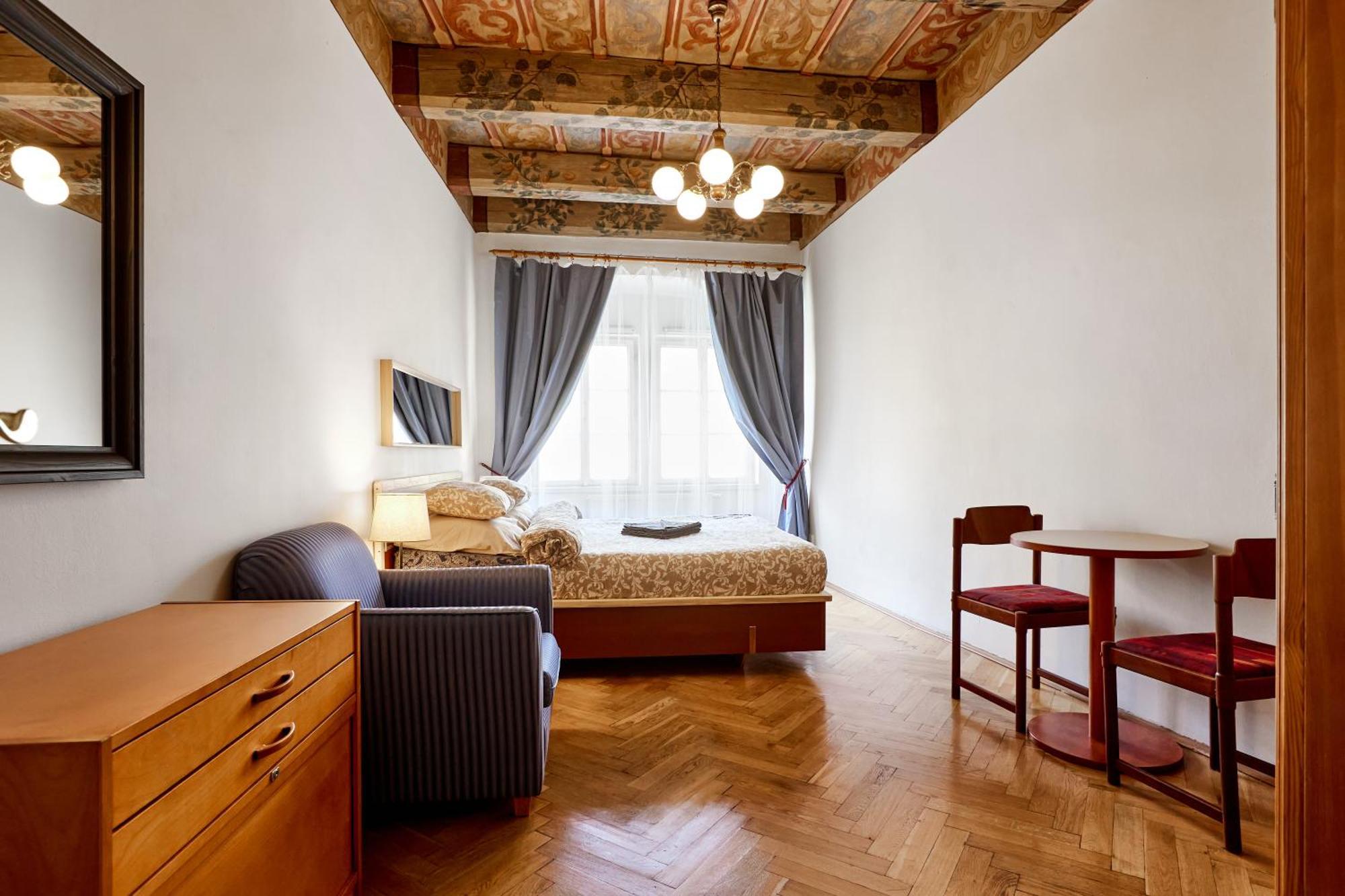 Ferienwohnung At The Blue Lion & Parking Assistance Prag Exterior foto